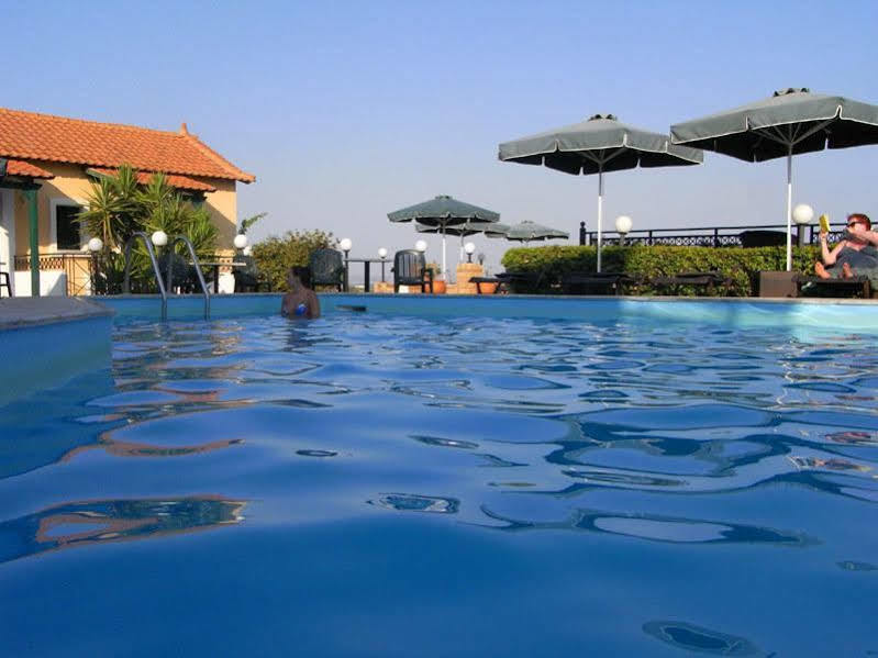 Sun Village Hotel Apartments Megas Limnionas Ngoại thất bức ảnh