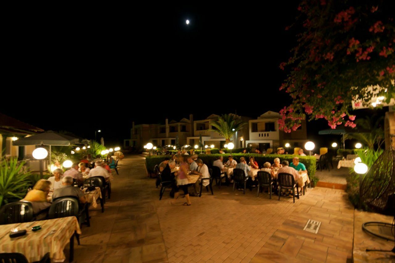 Sun Village Hotel Apartments Megas Limnionas Ngoại thất bức ảnh