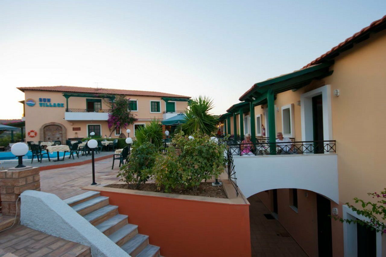 Sun Village Hotel Apartments Megas Limnionas Ngoại thất bức ảnh